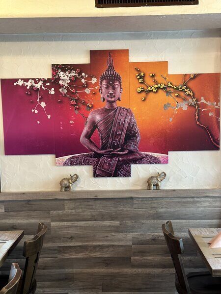 Blick ins Restaurant Raan Thai Bunma — Wandbild