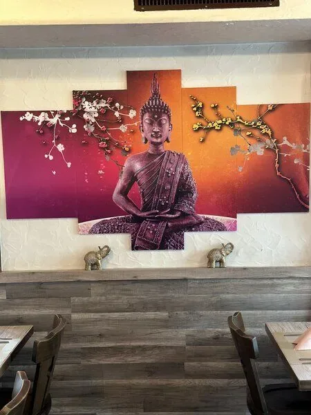 Thailändisches Wandbild im Restaurant Raan Thai Bunma Glarus